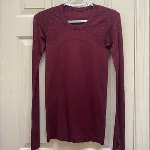 ⭐️Lululemon Swiftly Tech Long Sleeve 4 ⭐️